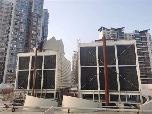 安装冷却塔时有哪些注意事项可以防止噪音问题？,冷却塔如何降低噪